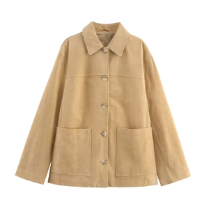 Veste mode en daim camel pour femme avec col à revers et design boutonné minimaliste