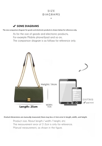 Size chart of the green quilted chain bag with dimensions 25x14x7 cm and iPad mini comparison