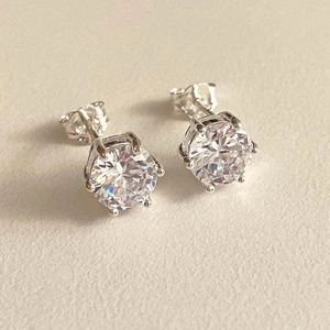 Classic Six-Prong Round Cut Zircon Stud Earrings With 925 Sterling Silver Earring Post For Women Minimalist Style
