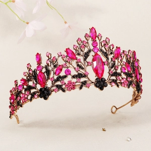 Détails de couronne de mariée vintage avec cristaux roses et fleurs noires