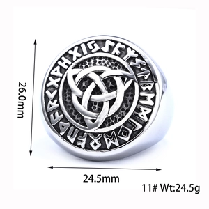 Anello vichingo nordico in acciaio inossidabile con nodo celtico e incisioni runiche