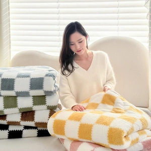 Soft checkered flannel throw blanket for sofa and bed in various vibrant colors