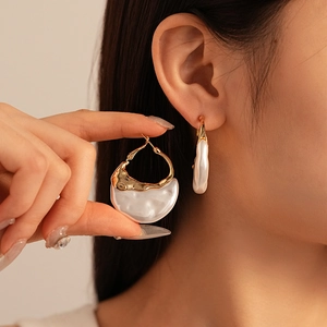 French vintage gold irregular geometric earrings with faux pearl inlay for women