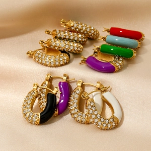 Chic gold-plated U-shaped earrings with colorful enamel inlay and sparkling cubic zirconia