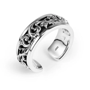 Vintage Thai silver open ring with intricate cloud and vine patterns in S925 sterling silver