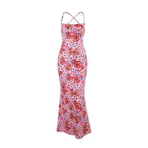 Elegant slim-fit pink floral print maxi dress with spaghetti straps for women