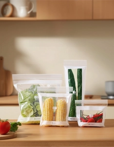 Food-grade PE storage bags in four sizes for fresh vegetables and kitchen organization