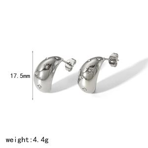 Polished silver teardrop earrings with star-engraved zircons, size 17.5mm, weight 4.4g