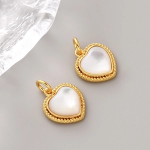 18K gold-plated heart-shaped pearl shell charms with twisted rope edge for jewelry DIY