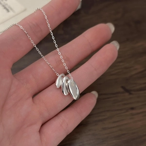 925 Sterling Silver Necklace With Graduated Teardrop Bean Pendants Minimalist Polished Aesthetic Jewelry For Women