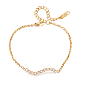 Détail du fermoir mousqueton et de la chaîne réglable du bracelet en zircon blanc