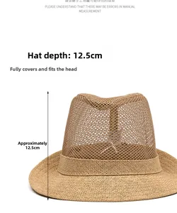 Vue détaillée d'un chapeau de paille marron avec mesure de profondeur de 12,5 cm