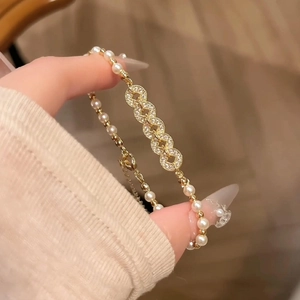 Elegant Artificial Pearl Bracelet For Women Gold Plated Copper Interlocking Circles With Cubic Zirconia Retro Luxury Jewelry Gift