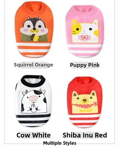 Dettagli di quattro gilet in cotone per cani in arancione, rosa, bianco e rosso con motivi