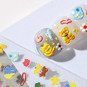 Adesivi per unghie 3D a rilievo con orsetti carini, stelle e dettagli glitterati