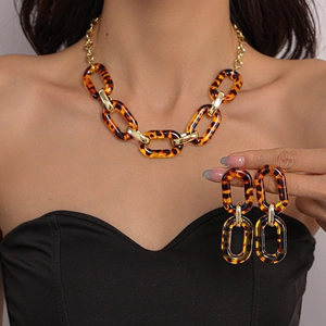 Vintage Leopard Print Acrylic Chunky Chain Necklace And Earrings With Silver Earring Post Retro Tortoiseshell Jewelry