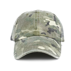 Détail de la casquette tactique camouflage jungle avec structure à six panneaux