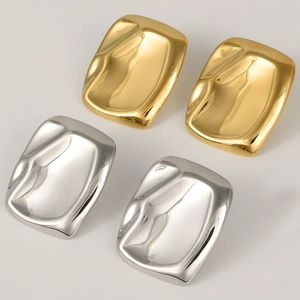 Detailed view of liquid metal 304 stainless steel earrings in gold and silver finishes
