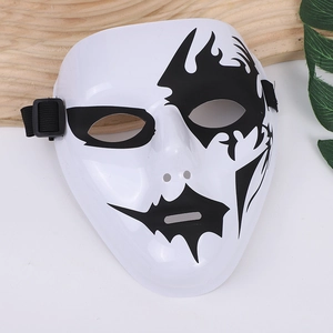 Masque hip-hop blanc en PVC avec motifs gothiques noirs et sangle réglable