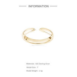 Detail view of 925 sterling silver three-layer cross ring with size and weight info