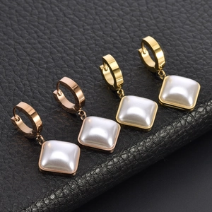 Créoles En Acier Inoxydable Avec Pendentif Künstliche Perle Carrée Boucles D'oreilles Pendantes Géométriques Pour Femmes