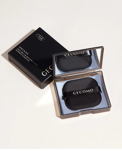 Bamboo charcoal oil-absorbing sheets with portable mirror and puff for face touch-ups
