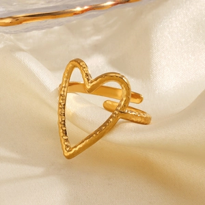 Exaggerated 18K gold plated heart ring with hammered metal texture and open design