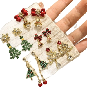 Christmas tree and red bow earring set with rhinestone and pearl details