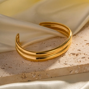 Bracciale a doppio strato in acciaio inossidabile placcato oro 18k su seta elegante