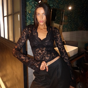 Lace T-Shirt Sexy See-Through V-Neck Long Sleeve Slim Fit Solid Color Streetwear Clubwear Party Top For Women