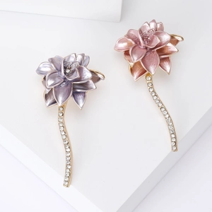 Vintage Alloy Enamel Lotus Flower Brooch With Rhinestone Elegant Floral Brooch Pin For Coat Dress Women Fashion Jewelry