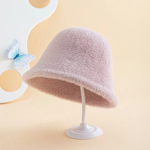 Plush faux mink fur bucket hat for women in soft mauve purple, warm winter fisherman style