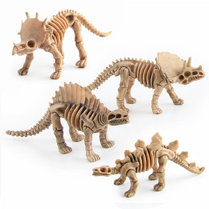 Pädagogisches Dinosaurier Skelett Spielzeug Set mit vier detaillierten PVC Fossilien Modellen