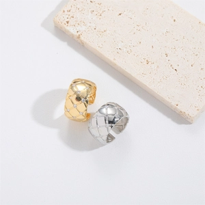 Exaggerated retro geometric open ring with quilted pattern and micro-inlaid zircon details