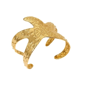 Gold stainless steel open bangle with textured starfish ocean theme design