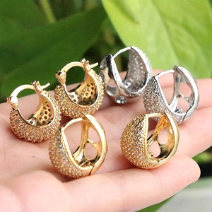 Boucles D'oreilles Créoles Cuivre De Luxe Incrustation Zircon Boule Ronde Géométrique Style Minimaliste Pour Femmes