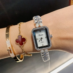 Elegant square shell dial watch with pearl bracelet and rhinestones for women