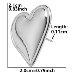 Detailed size specifications for 304 stainless steel heart-shaped stud earrings in silver