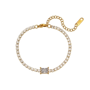 18k gold plated tennis bracelet featuring square zircon and adjustable K18 tag