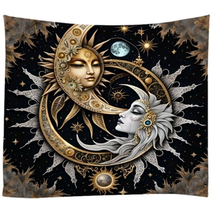 Détail du motif soleil et lune sur la tapisserie murale bohème noir et doré