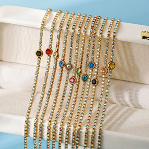 Bracelet tennis en acier inoxydable plaqué or 18 carats avec zircons colorés