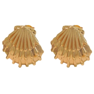 Polished gold stainless steel shell stud earrings with radiating 3D textured grooves