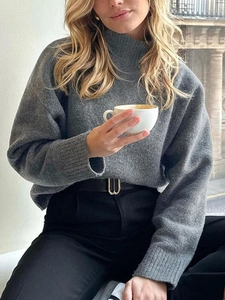 Pull à col roulé gris surdimensionné en tricot pour femme avec poignets côtelés chic hiver