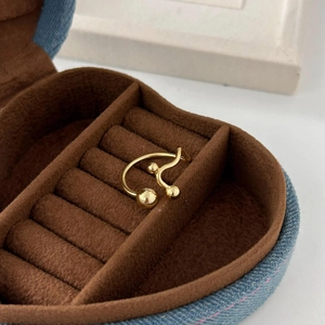Minimalist S925 sterling silver beaded open ring in golden finish on velvet jewelry box