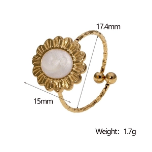 Detailed size chart of vintage gold stainless steel sunflower ring with measurements