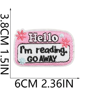 Detailed size view of pink reading theme embroidery patch with 6cm x 3.8cm dimensions