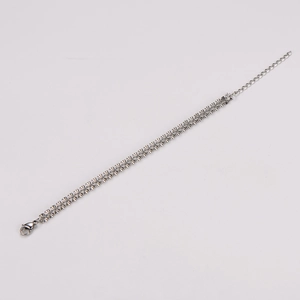 Elegant 5mm silver flower link bracelet with sparkling texture and adjustable lobster clasp