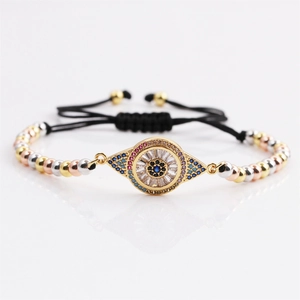 Bracelet Evil Eye ajustable avec pierres de zircon colorées et perles en métal doré