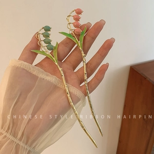 Elegant Chinese lily of the valley hair pins in gold metal with pink and blue enamel