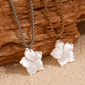 18K Vergoldet Edelstahl Blume Muschel Anhänger Halskette Für Damen Elegante Venezianerkette Schmuck Halskette Geschenk
